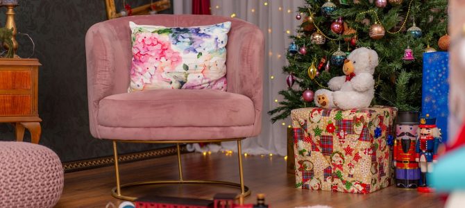 Transformeer je Woonkamer met Sfeervolle Winter Raamdecoraties