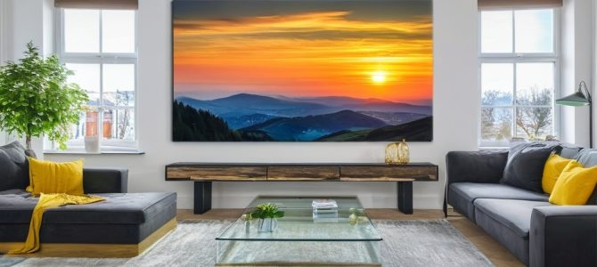 Hoe een plexiglas schilderij met bergen een rustgevende sfeer oproept in de woonkamer