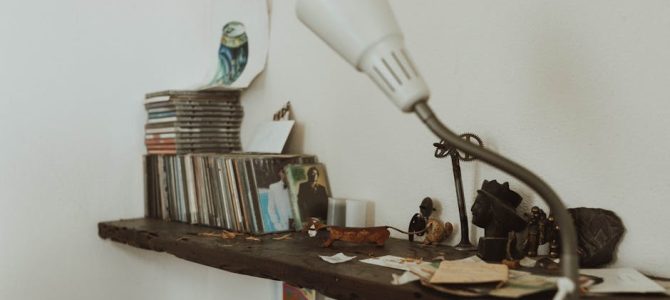 Creëer een attractieve boekenhoek met zwevende planken